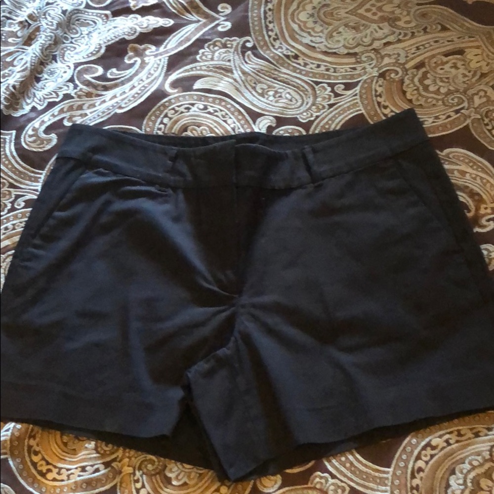 Ann Taylor shorts ! Very cute